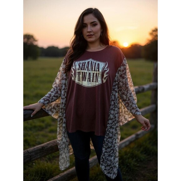 Upcycled handmade One Size Fits All Shania Twain Boho Tee Tshirt Poncho - Picture 3 of 4